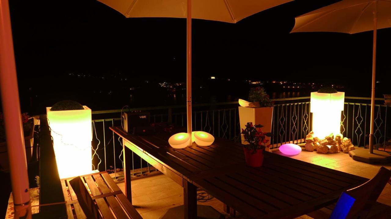 La Terrazza Sul Lago Turano Castel di Tora Exteriör bild