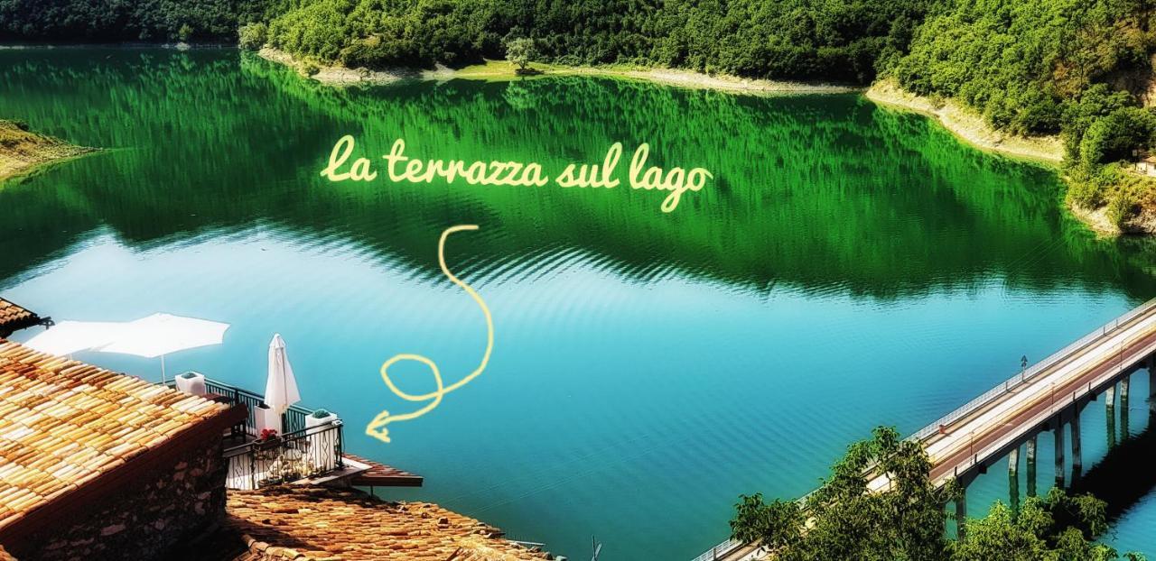 La Terrazza Sul Lago Turano Castel di Tora Exteriör bild